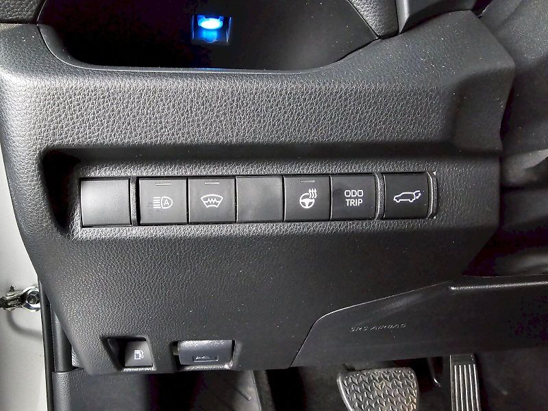 Toyota RAV4 (2025) 2.5HEV 222k 4X4 SELECTION - fotka 19 z 28