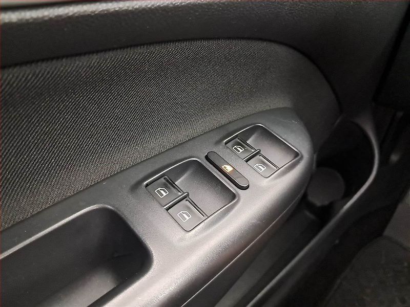 Škoda Octavia (2011) 1.6 TDI 4x4, 4X4, Tempomat - fotka 17 z 17