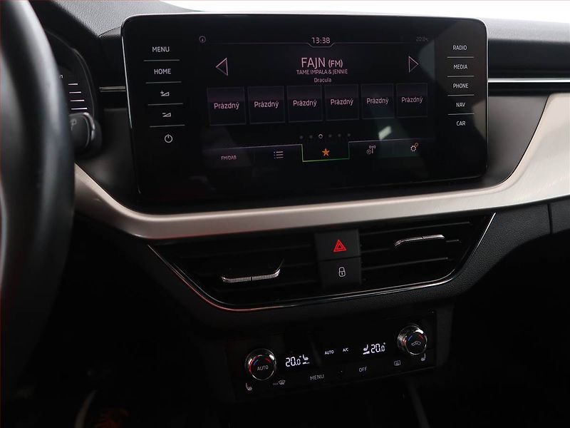 Škoda Kamiq (2019) Style 1.6 TDI, Serv.kniha - fotka 12 z 27