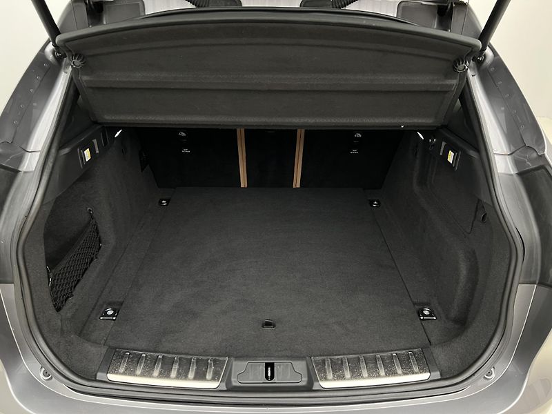 Jaguar F-Pace D200 S AWD AUT REZERVACE - fotka 6 z 42