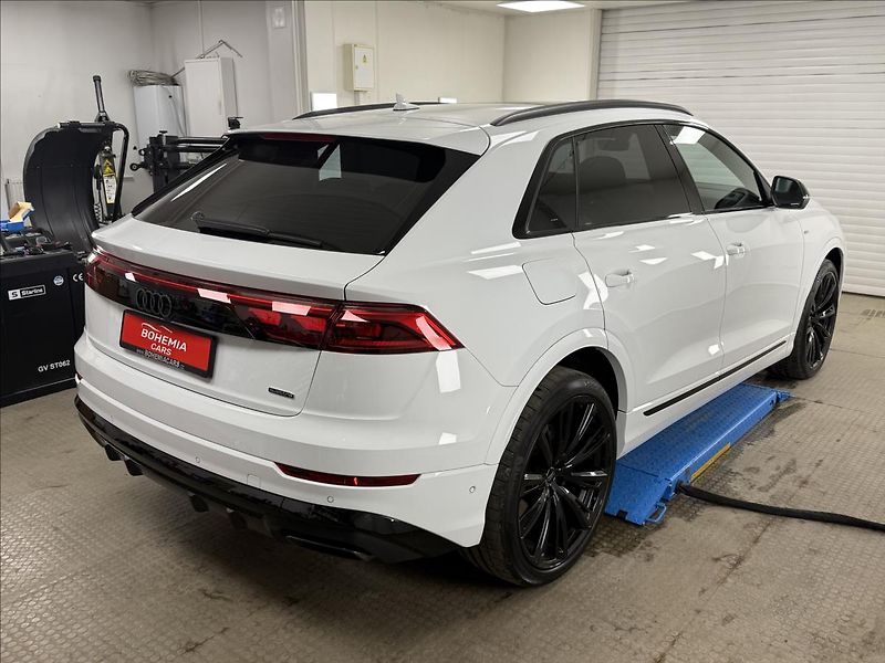Audi Q8 50 TDI S-LINE 1 MAJ ČR DPH - fotka 6 z 34