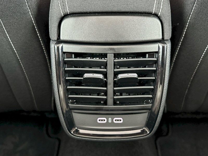 Škoda Kamiq (2025) DSG 1.0TSI 85kW Monte Carlo - fotka 28 z 33