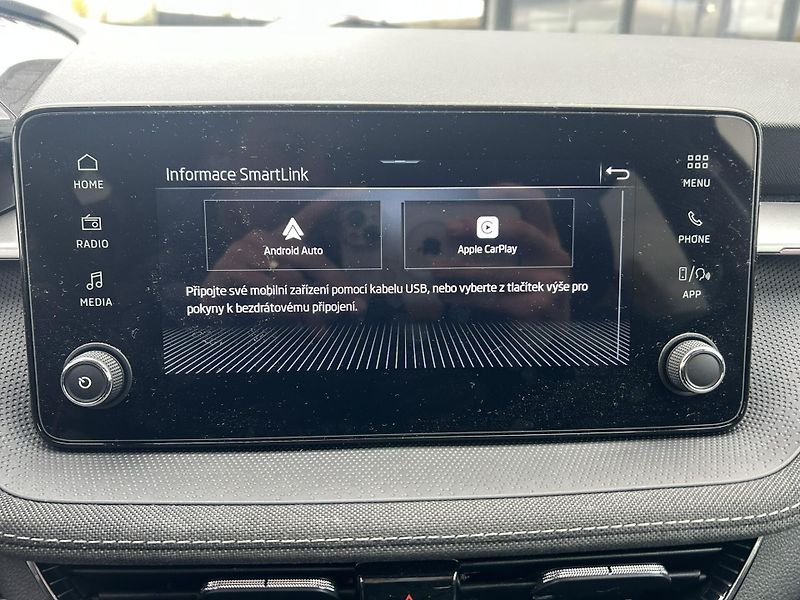 Škoda Fabia 1.0TSi 70kW Top Selection - fotka 19 z 25