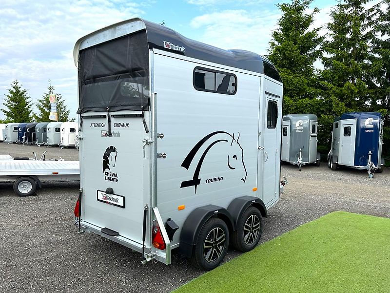 Cheval Liberté (2026) TOURING ONE černý,přední rampa - fotka 6 z 38