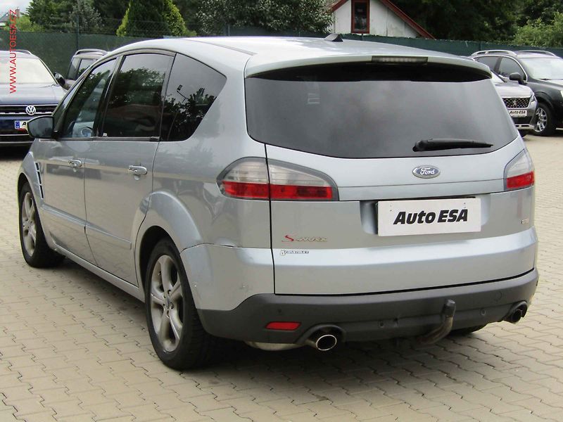 Ford S-MAX (2009) 2.2 TDCi, Navi, xenon - fotka 6 z 19