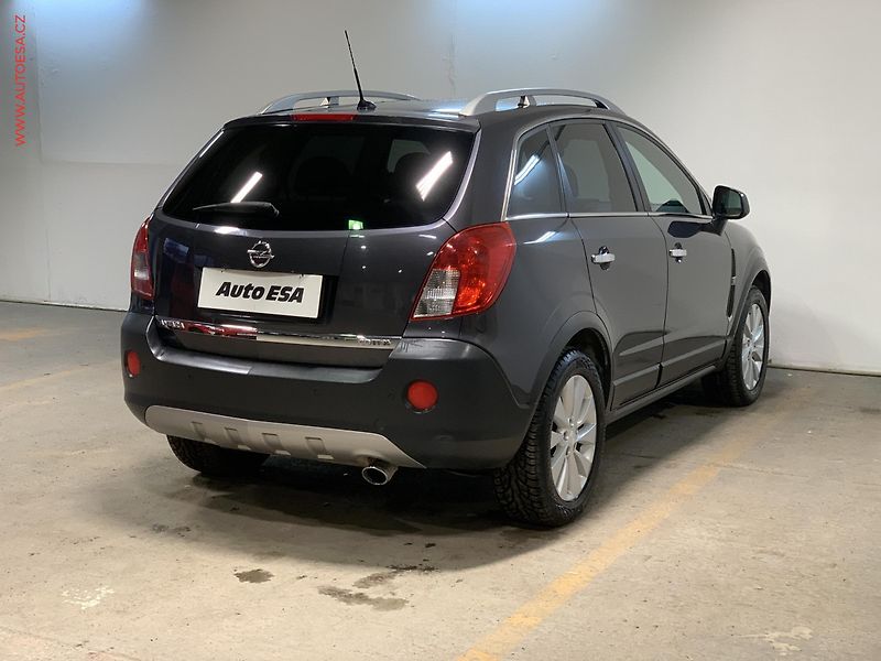 Opel Antara (2015) 2.2 CDTi 4x4, AT, bixen - fotka 6 z 19