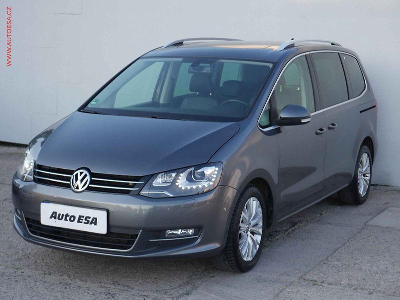 Volkswagen Sharan (2012) 2.0TDi, AT, navi, bixen - fotka 3 z 17