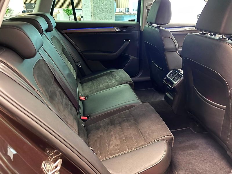 Škoda Superb Scout 4X4 2.0 TDI 147kw - fotka 22 z 32