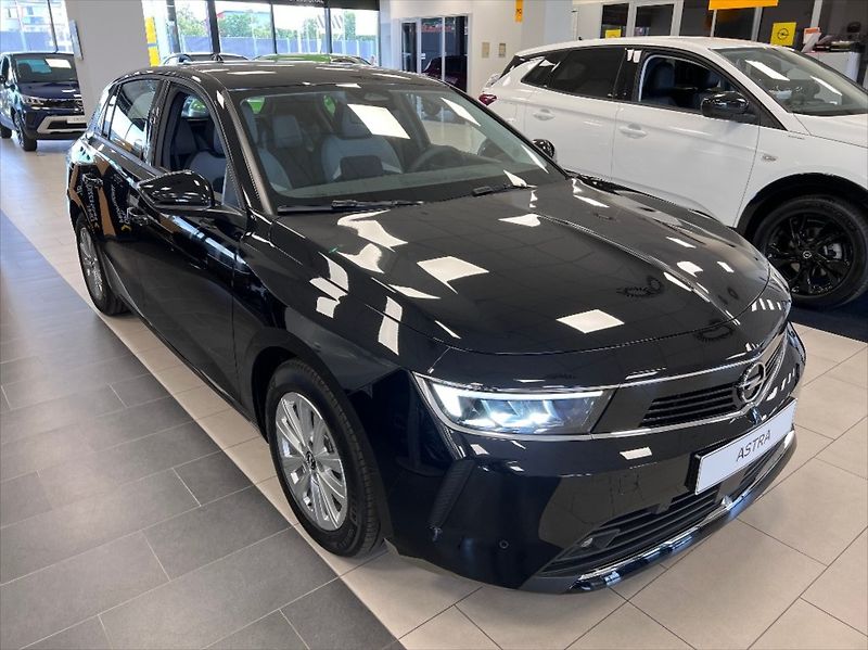 Opel Astra (2025) 1.2 Edition 1.2 96kW MT6 - fotka 1 z 10