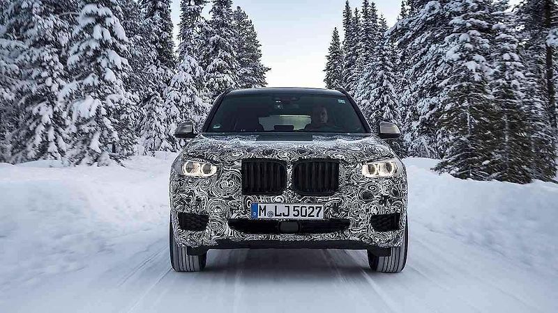 BMW X3.