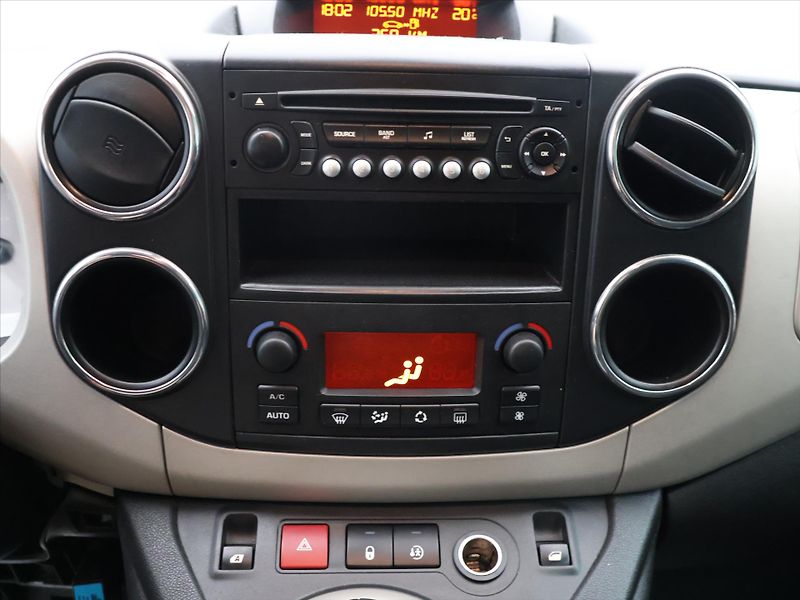 Citroën Berlingo 1,6 VTi 88kW Multispace CZ - fotka 22 z 32