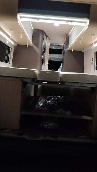 Autostar (2026) 630LJ PRESTIGE TOP KVALITA - fotka 28 z 34
