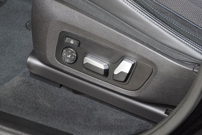 BMW X4 30d,XD,M-Paket,1.MAJ,ČR,TAŽNÉ - fotka 19 z 40
