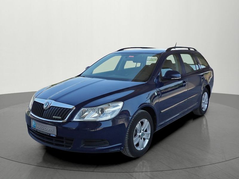Škoda Octavia 1.6TDI Ambition Serviska - fotka 1 z 35
