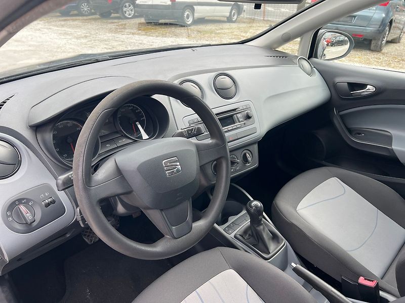Seat Ibiza - fotka 10 z 18