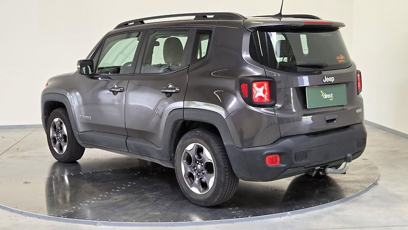 Jeep Renegade - fotka 3 z 6