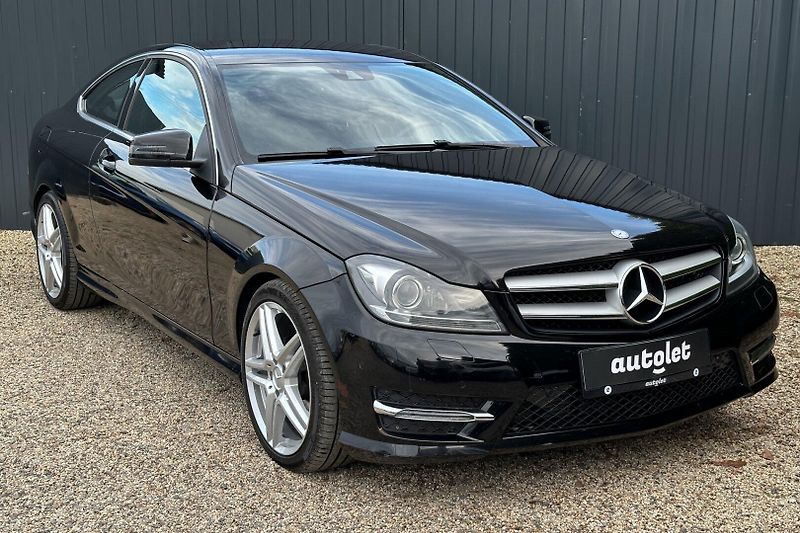 Mercedes-Benz Třídy C 220 CDI AMG PACKET - fotka 1 z 6