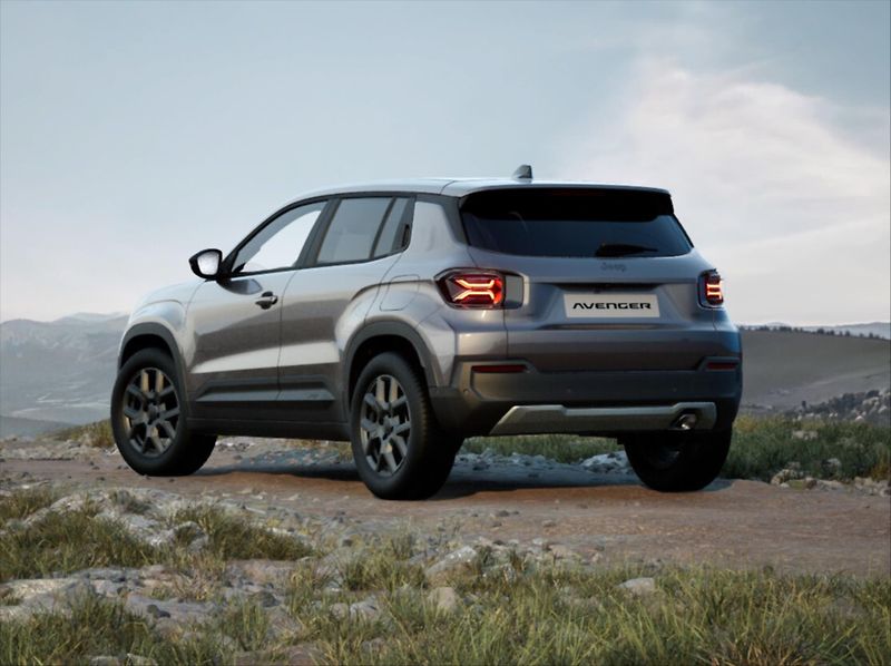 Jeep Avenger (2026) 1,2 Turbo e-Hybrid 110k  Altit - fotka 4 z 7