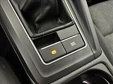 Volkswagen Golf 1,5   TSI,96kW,SERVISKA,LIFE - náhled 22