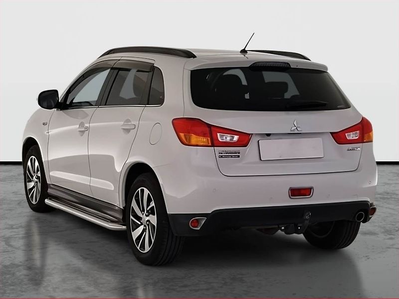 Mitsubishi ASX (2015) 1.8 DI-D MIVEC, 4X4 - fotka 4 z 22