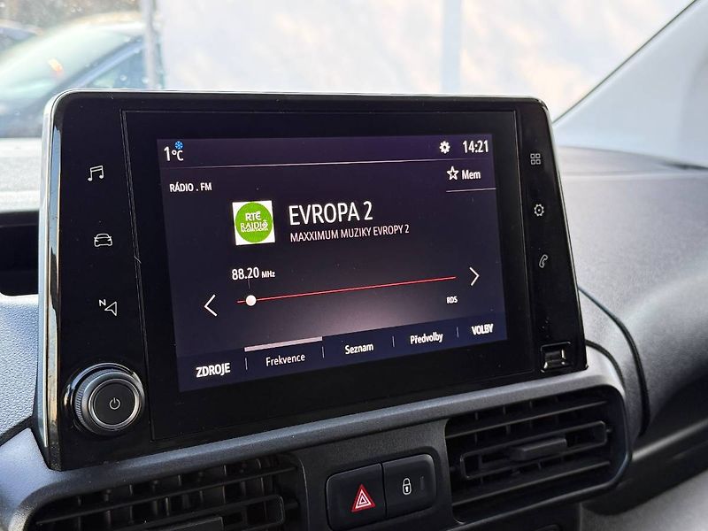 Opel Combo (2020) 1.5 CDTi 75 kW - fotka 11 z 22