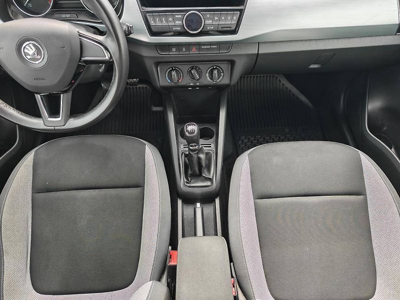 Škoda Fabia Ambition Green tec 1,2TSI - fotka 9 z 21