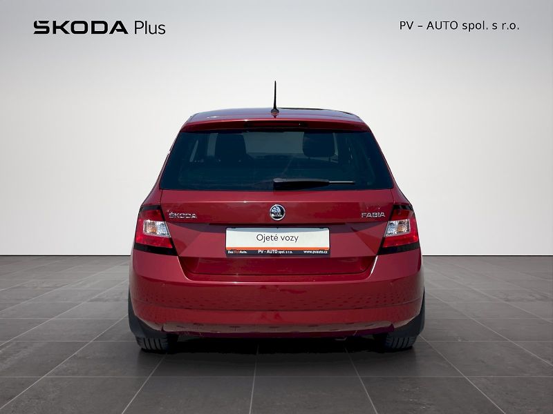 Škoda Fabia (2017) 1.2 TSI 81kW Style Plus - fotka 27 z 33