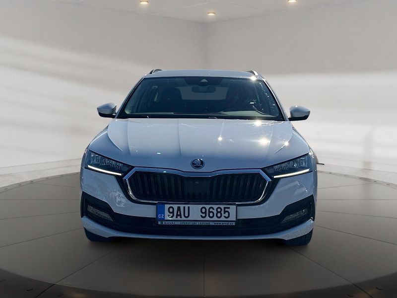 Škoda Octavia (2023) AMBITION 2.0TDI 110kW CZ DPH - fotka 2 z 11