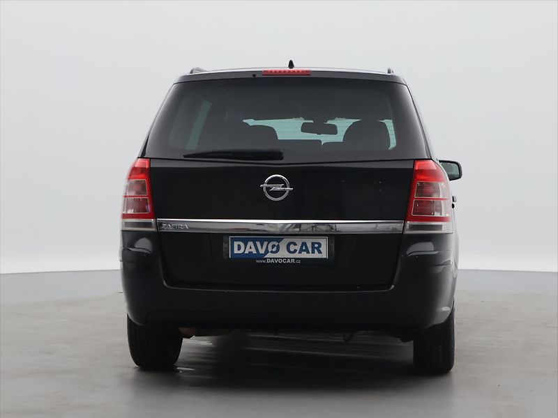 Opel Zafira 1,6 i 85kW Family STK 04/2028 - fotka 6 z 23