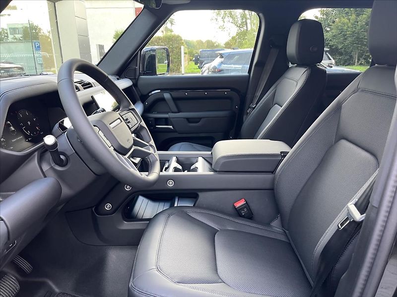 Land Rover Defender (2026) 3,0   110 X-Dynamic SE D250 AW - fotka 9 z 20