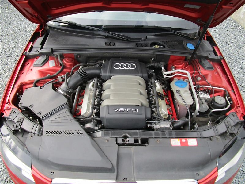 Audi A4 3.0FSi V6 Quattro S-Line - fotka 45 z 49