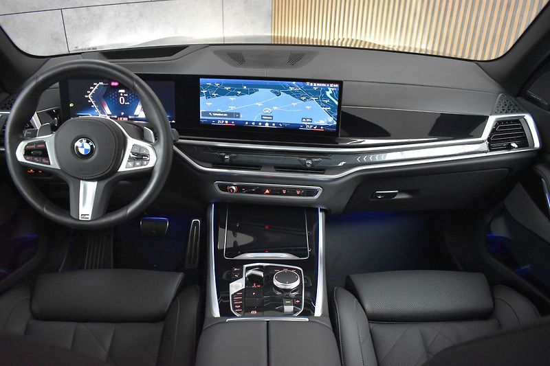 BMW X5 30d xD ///M*ZÁRUKA 9/27*7míst* - fotka 8 z 74