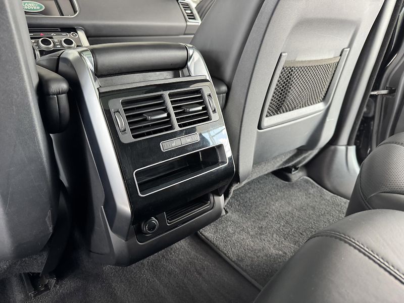 Land Rover Range Rover Sport 3,0SDV6 HSE*225kW*REZERVACE! - fotka 38 z 46