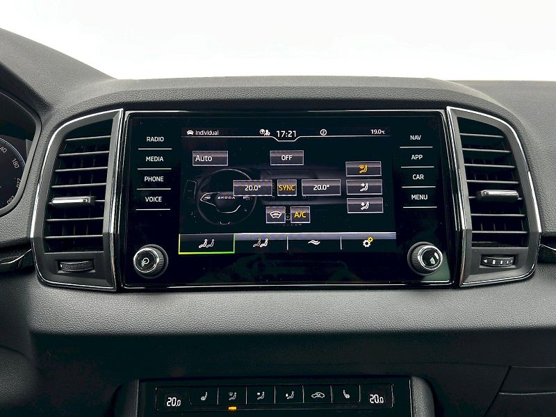 Škoda Karoq (2025) 1.5 TSI 110kW DSG Top Selectio - fotka 21 z 35
