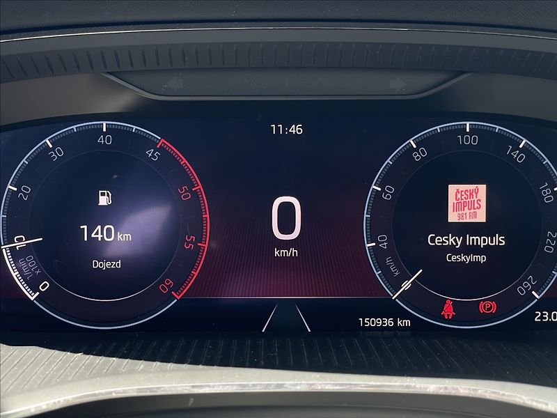 Škoda Octavia 2,0 TDI Combi Ambition Plus - fotka 10 z 23