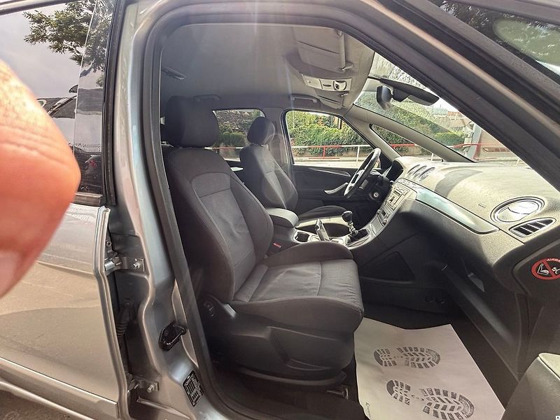 Ford S-MAX 1.8TDCi/2007/7MÍST,2MAJ,SERVIS - fotka 29 z 44