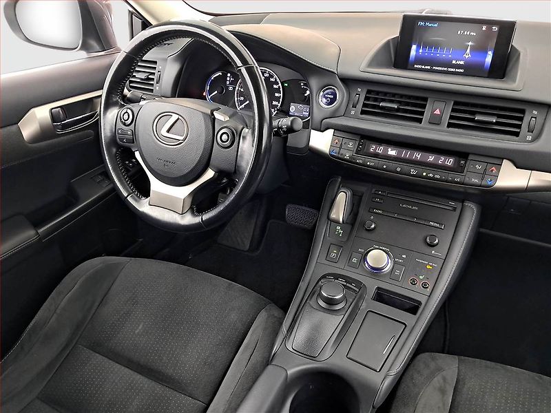 Lexus CT 200h (2016) 200h, Automat, Navi, Tempomat - fotka 7 z 23