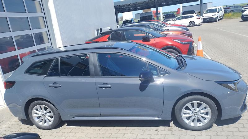 Toyota Corolla (2026) TS1.8 FHEV COMFORT BUSINESS - fotka 5 z 15