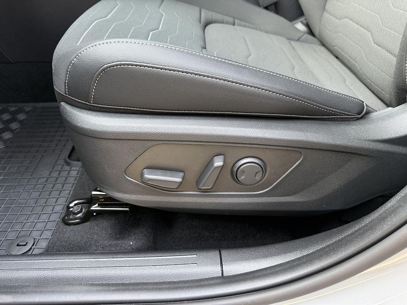 Kia Sportage (2026) TOP 1.6 T-GDI 7DCT 4X2 - fotka 12 z 19