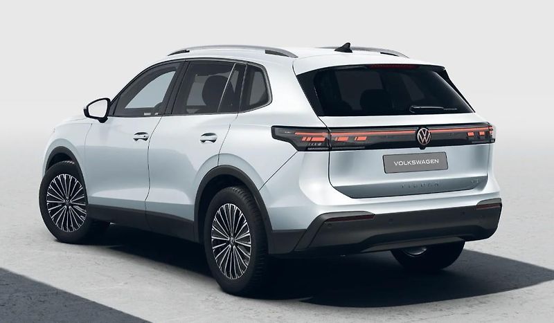 Volkswagen Tiguan People 1,5 eTSI 96 kW mHEV - fotka 3 z 4