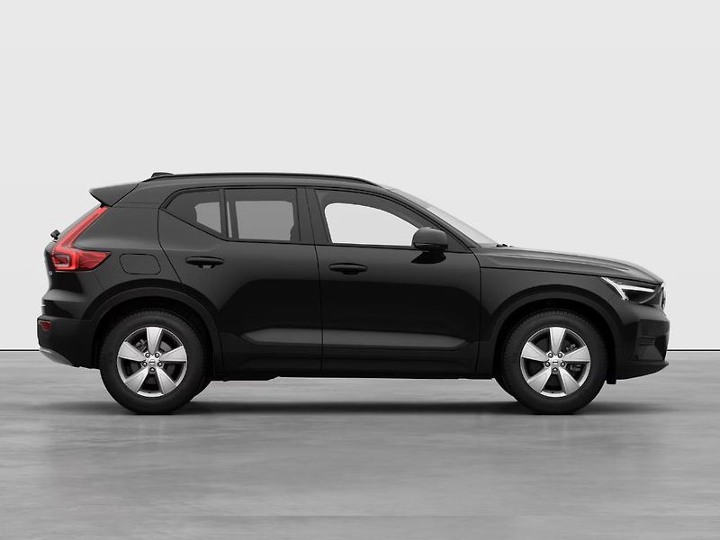 Volvo XC40 ESSENTIAL B3 FWD 120kW - fotka 7 z 13