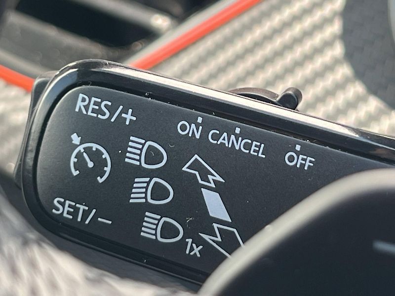 Škoda Kamiq (2026) Monte Carlo 7DSG 1,0TSI - fotka 16 z 23