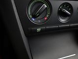 Škoda Octavia (2009) 1.9 TDI, nová STK, zamluveno - náhled 10