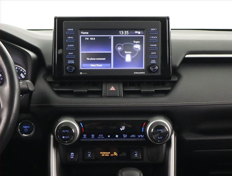 Toyota RAV4 (2020) 2.5 Hybrid - fotka 12 z 23
