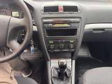 Škoda Octavia 1.9TDI 77Kw Ambition - náhled 9