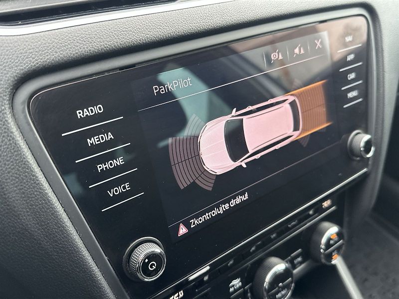 Škoda Octavia (2018) Combi 2.0 TDI DSG Style - fotka 12 z 29