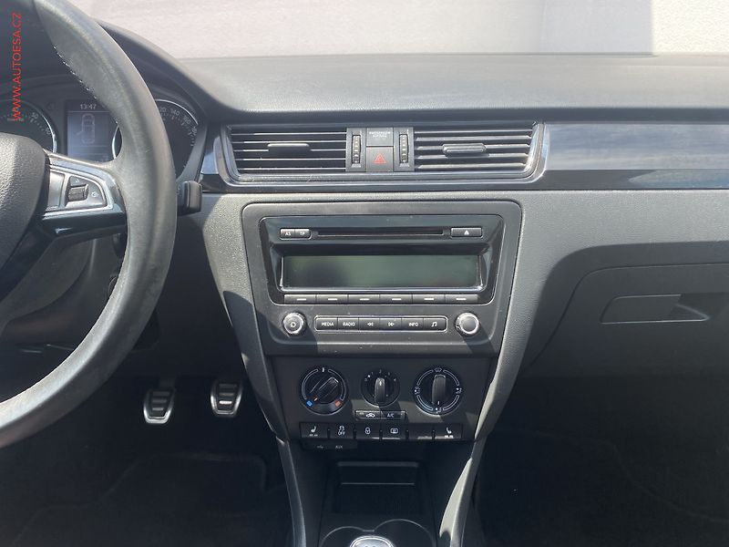 Škoda Rapid (2014) 1.2 TSi, Sport, +kola, panor - fotka 12 z 18