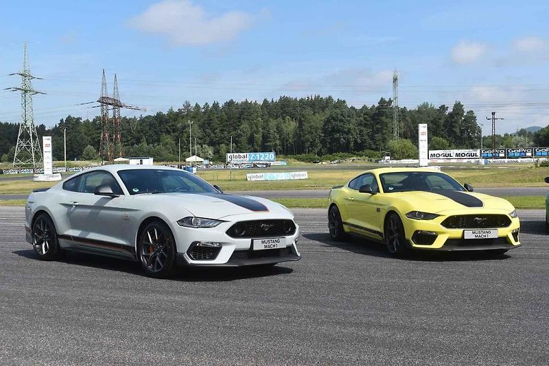 Ford Mustang Mach 1 způsobuje zkušeným řidičům opravdu libé pocity