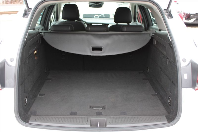 Opel Astra 1,6 CDTi  AUTOMAT,DPH,TAŽNÉ - fotka 24 z 28
