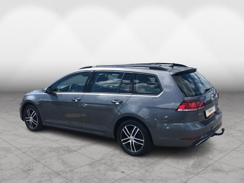 Volkswagen Golf Variant 2,0 TDI 4Motion - fotka 7 z 30